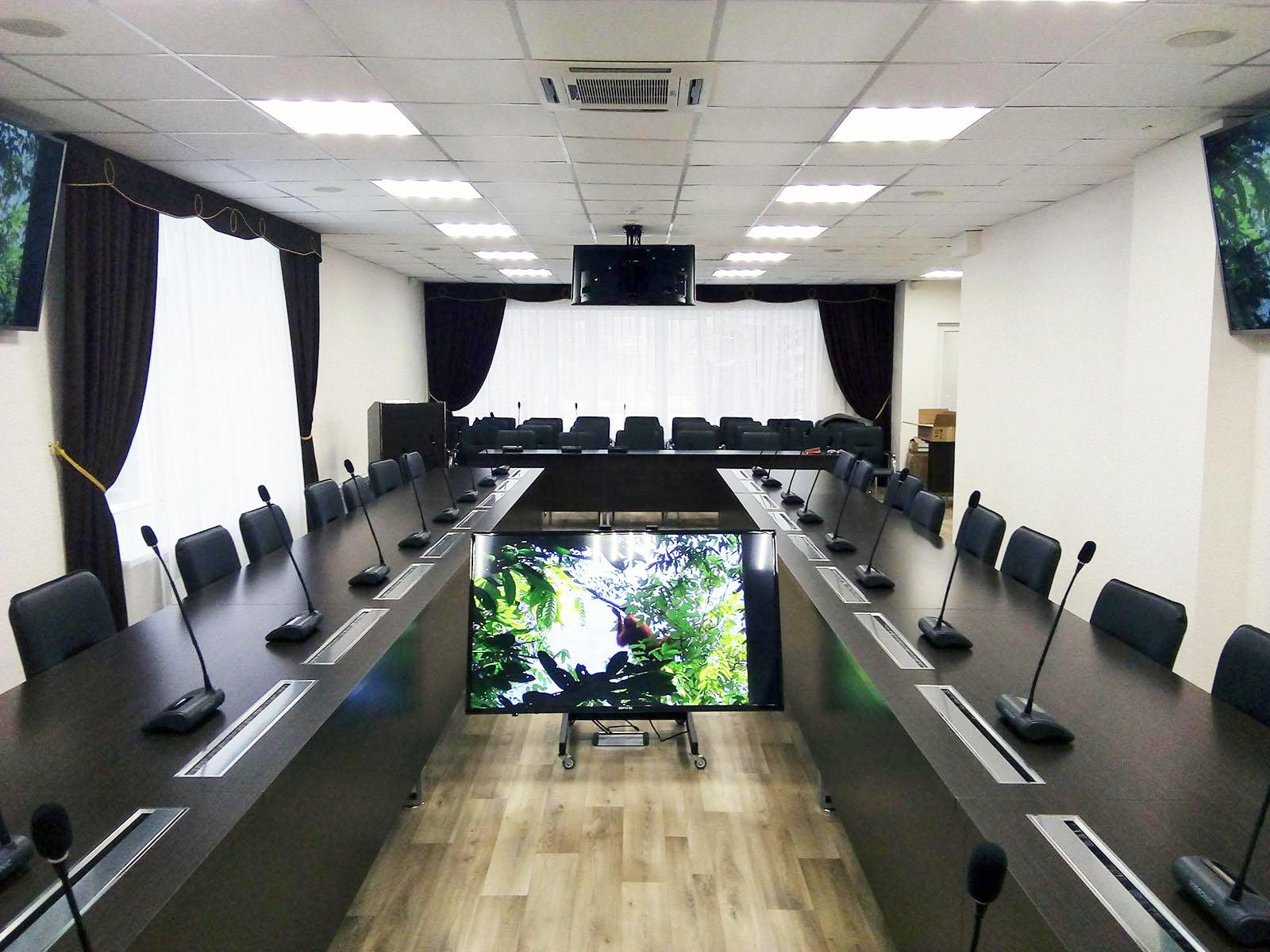 Dịch vụ lắp đặt micro phòng họp