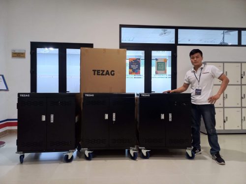 Bàn giao tủ sạc thông minh cho hệ thống Vinschool tại TPHCM