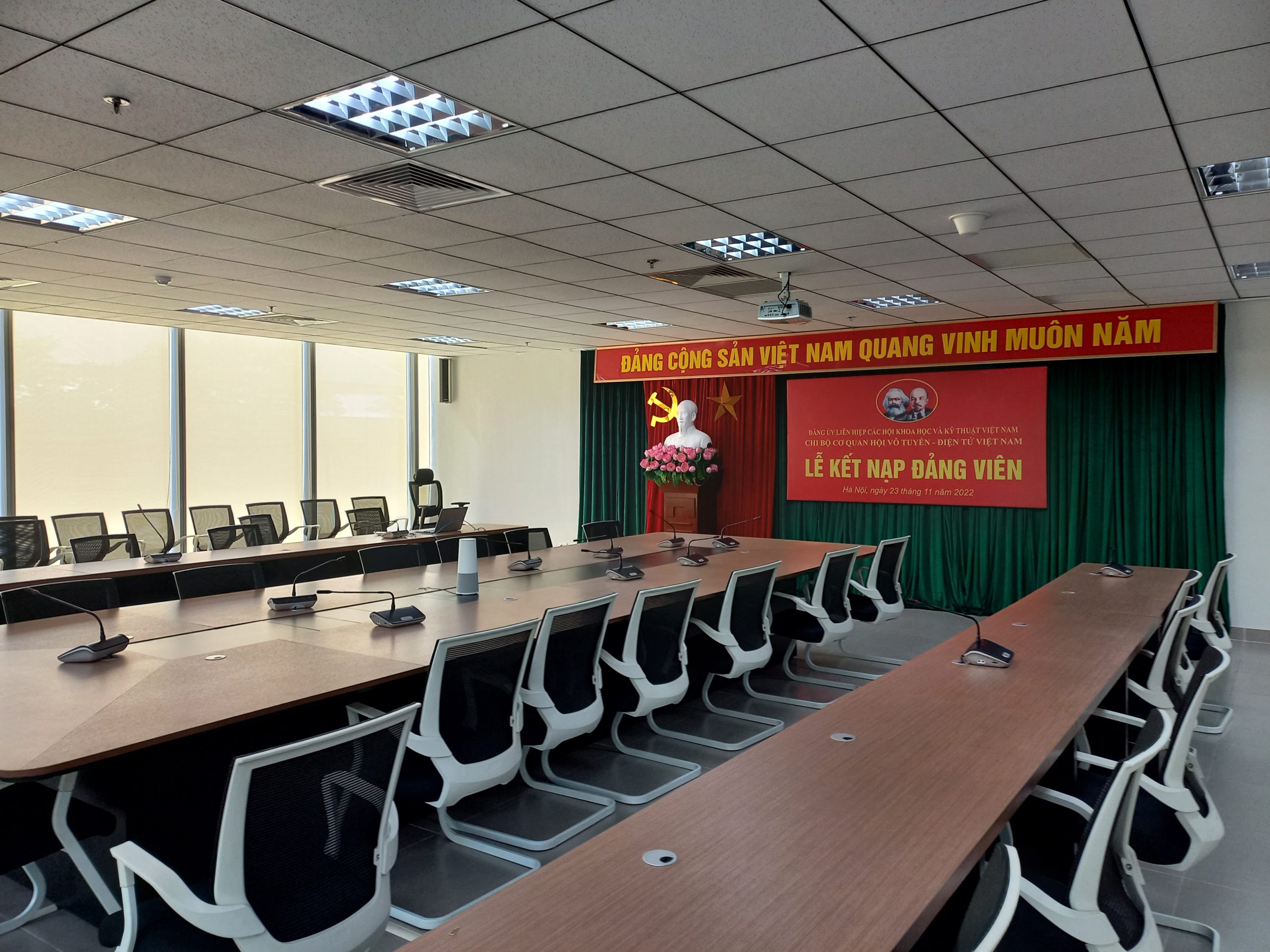 Phòng họp trực tuyến