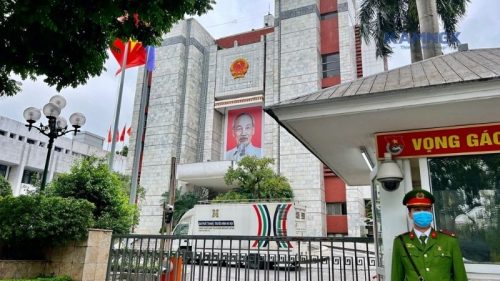 Cải tạo và mở rộng trụ sở UBND xã với thiết bị hội nghị mới