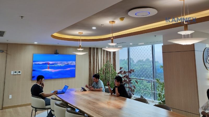 Tính Năng Thông Minh Trong Thiết Bị Hội Nghị