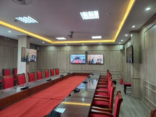 Camera họp trực tuyến được thiết kế riêng cho môi trường họp nhóm