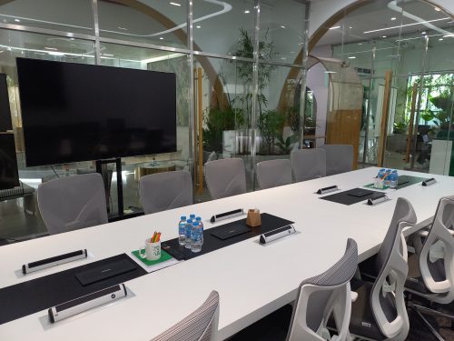 Chọn mic hội nghị phù hợp với nhu cầu doanh nghiệp