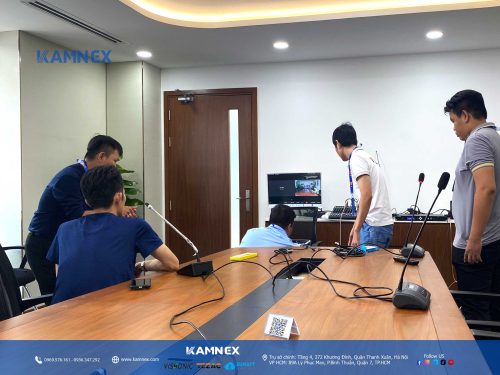 Hình ảnh thi công phòng họp hiện đại của Kamnex