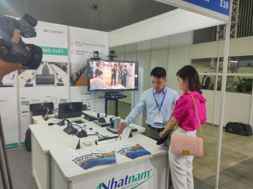 Hướng dẫn tư vấn và đồng hành cùng khách hàng
